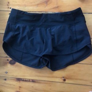 Black lululemon speed up short size 4